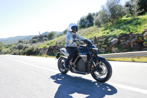 Zvuk ticha: vývoj charakteru modelu Honda WN7